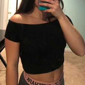 Brandy Melville off the shoulder top